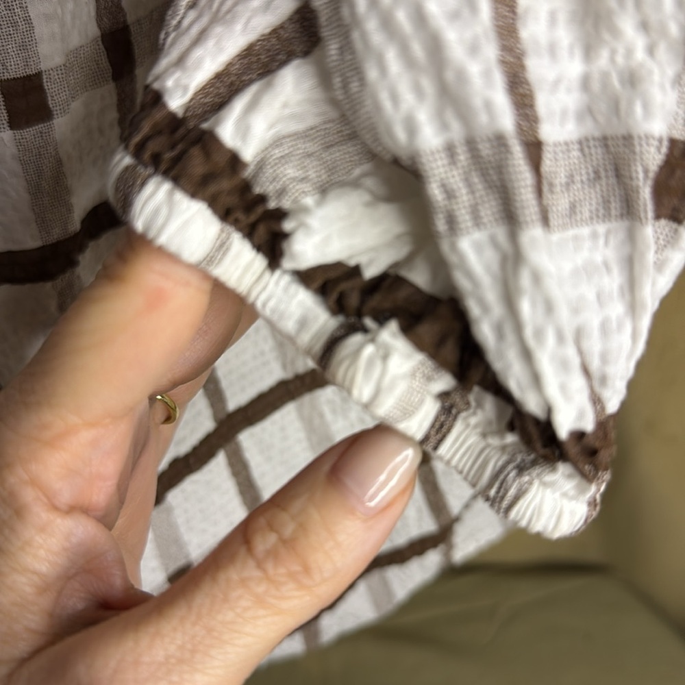Brown Grid Print Puff Sleeve Woven Top in Excellent Preloved Condition Size L - Picture 3 of 9